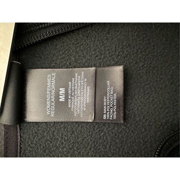 The North Face women’s black full zip jacket with pockets size M. #C-0783 - Picture 4 of 4